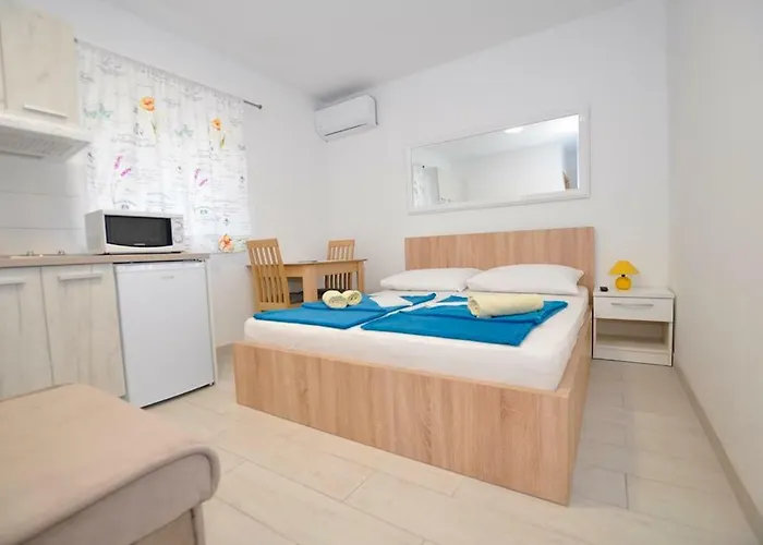 Valentino Apartman *