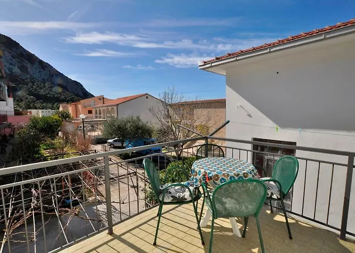 Valentino Apartman Gradac