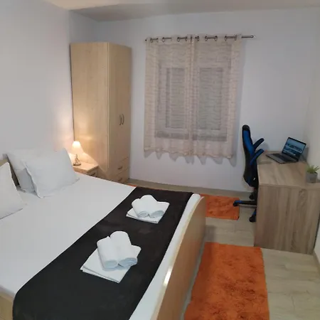 Valentino Apartament *