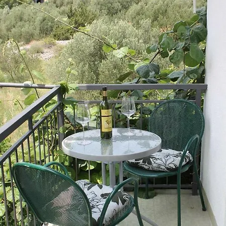 Valentino Apartment