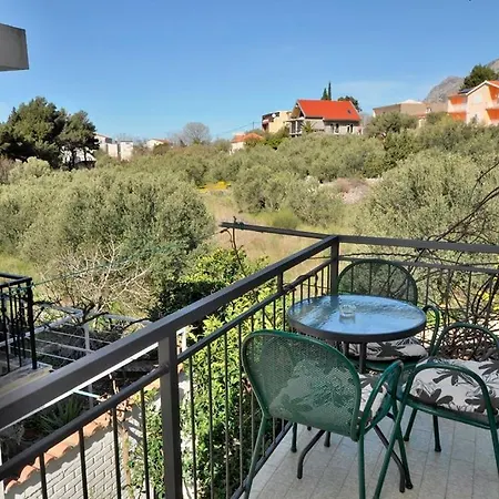 Apartment Valentino Gradac (Split-Dalmatia)